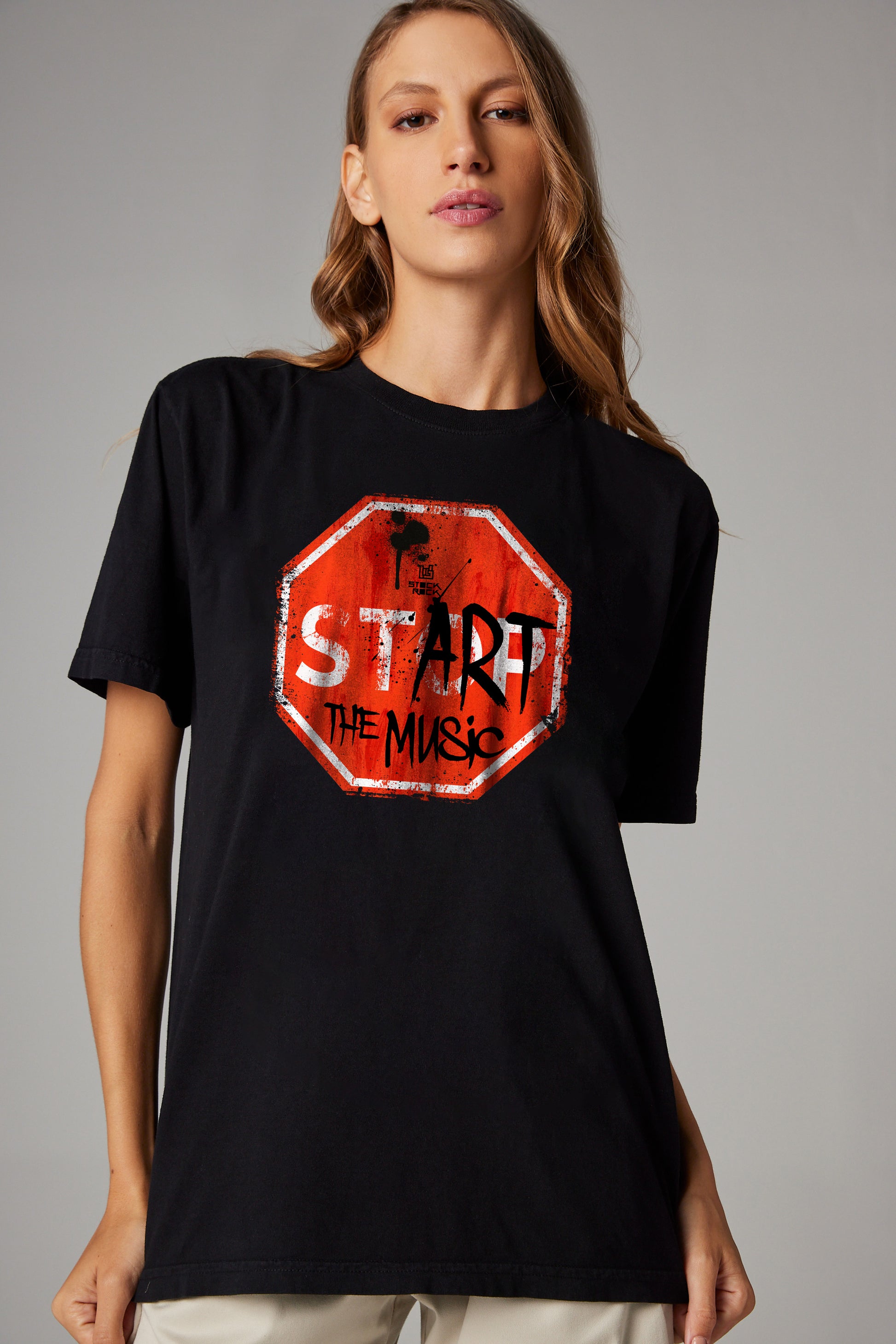 Camiseta Feminina ⁠⁠Start The Music