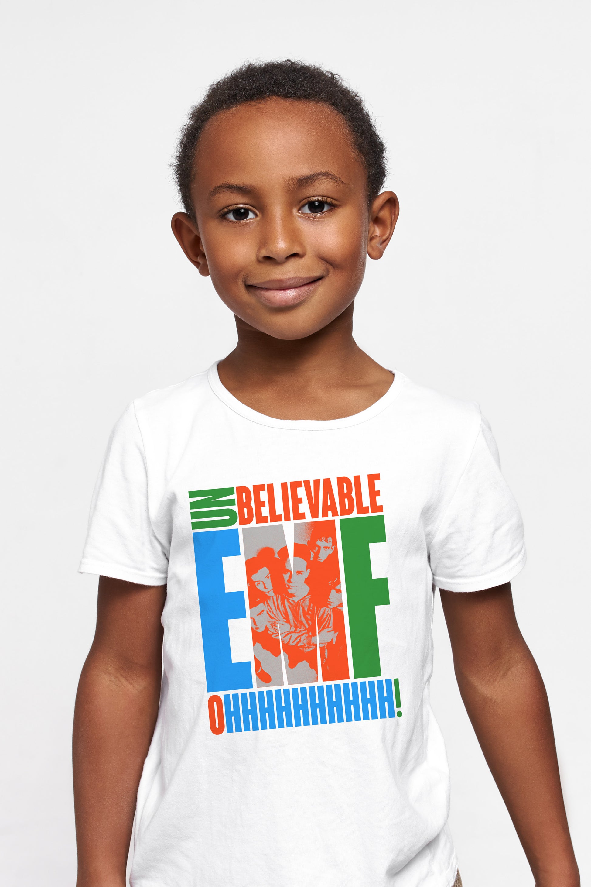 Camiseta Infantil ⁠⁠Unbelievable