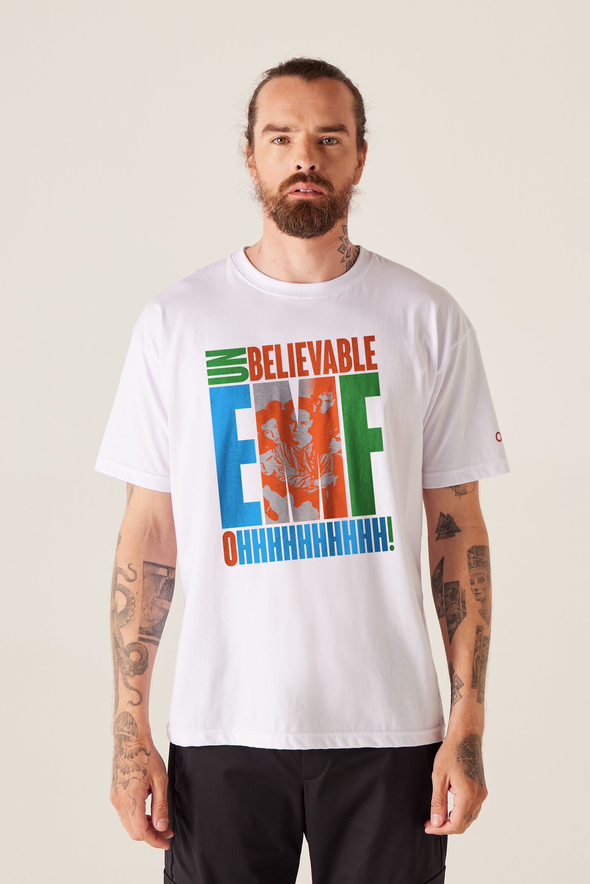 Camiseta Tradicional Masculina ⁠⁠Unbelievable