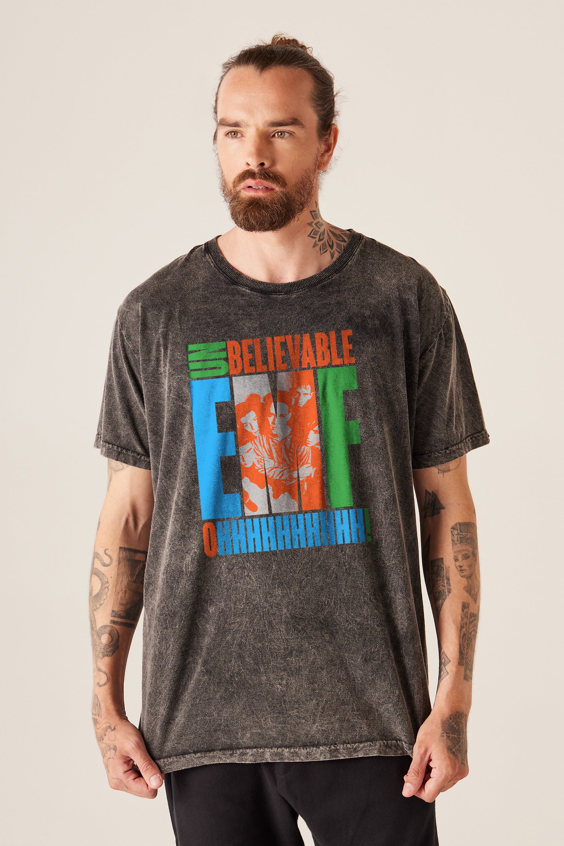 Camiseta Tradicional Masculina ⁠⁠Unbelievable