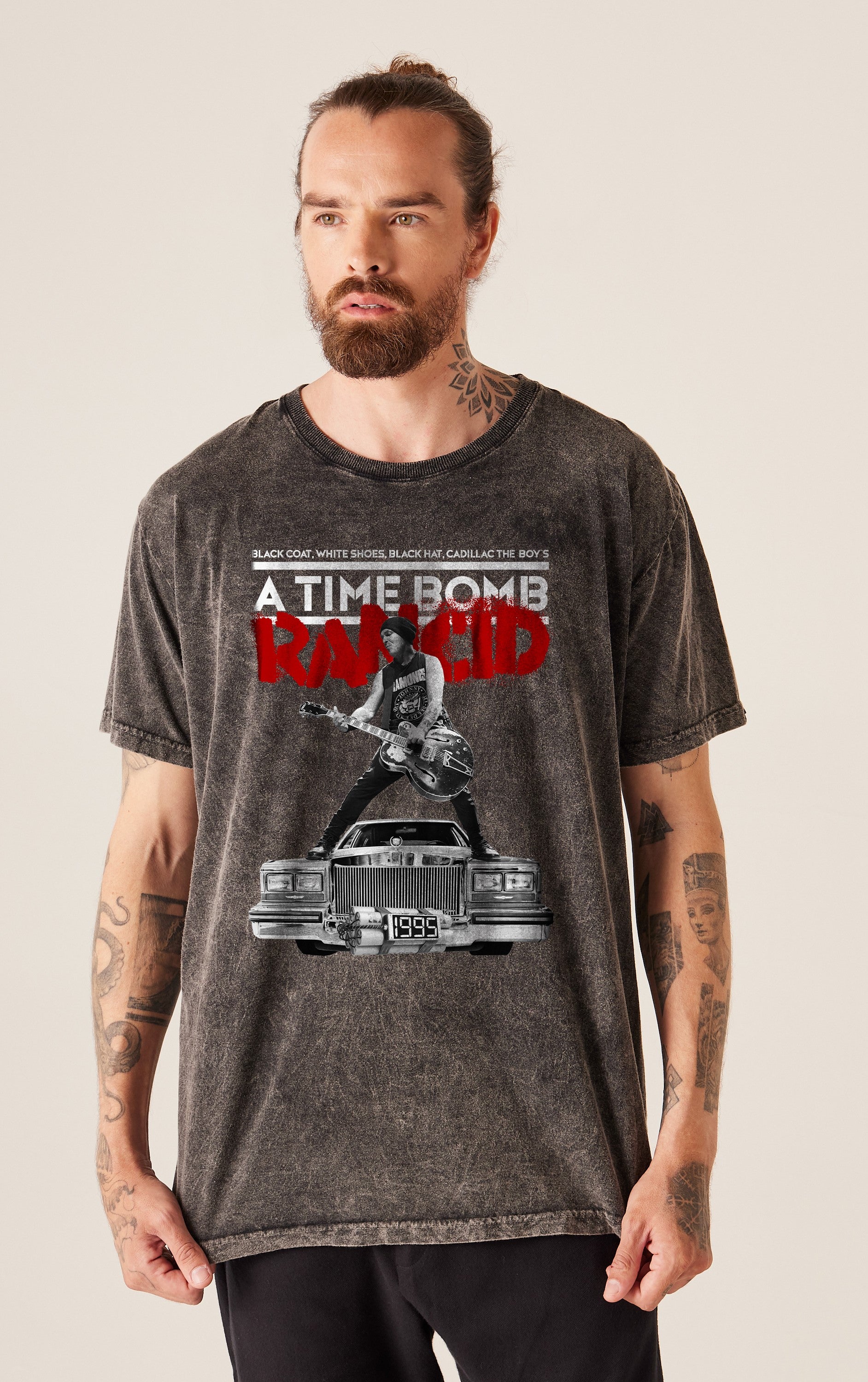 Camiseta Tradicional Masculina ⁠Time Bomb
