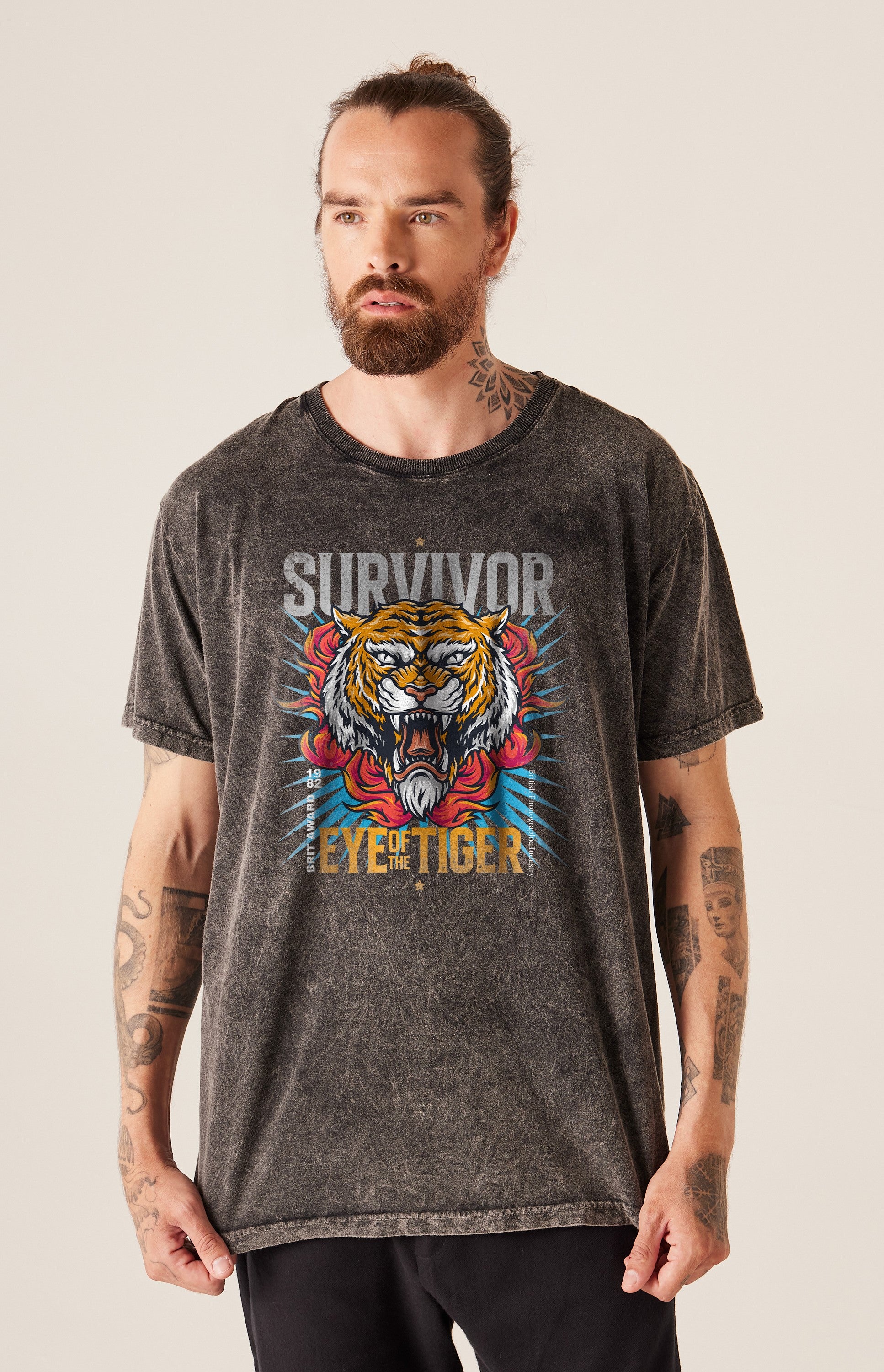Camiseta Tradicional Masculina ⁠⁠Eye Of The Tiger